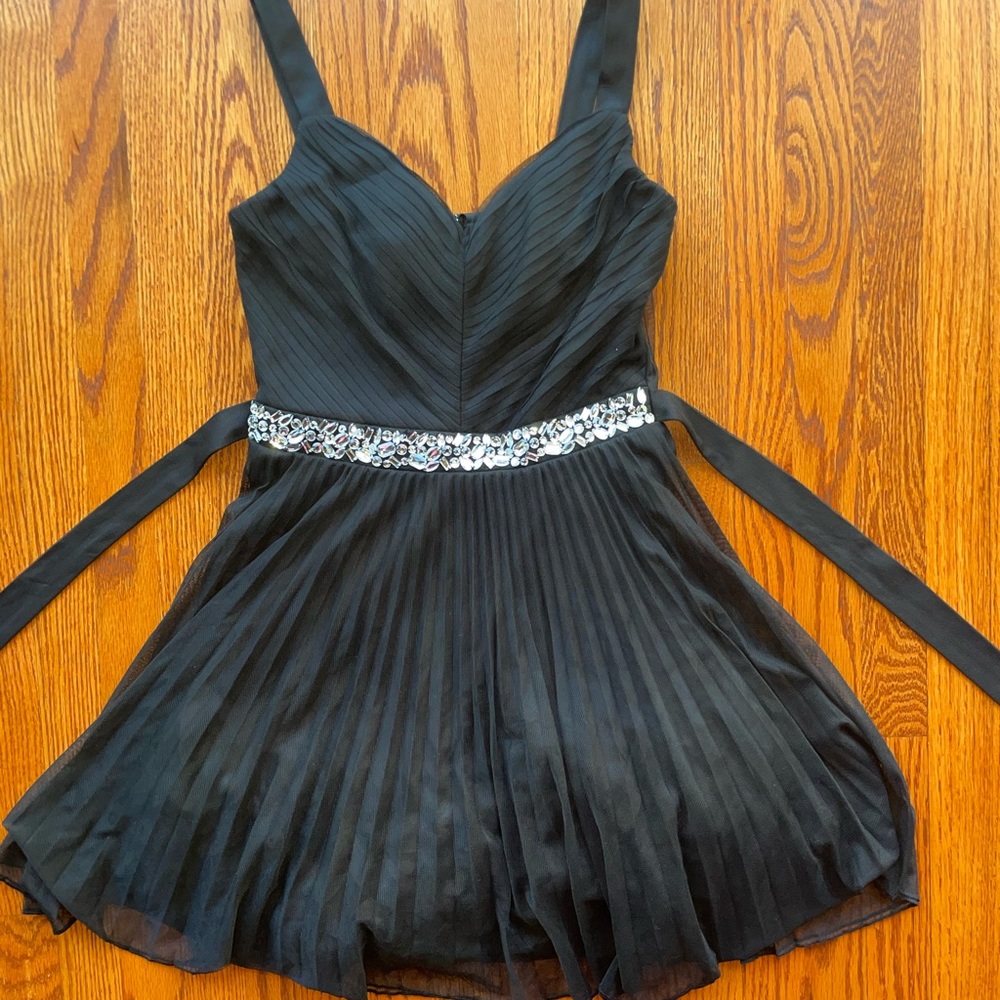 Black semi-formal dress!!🖤